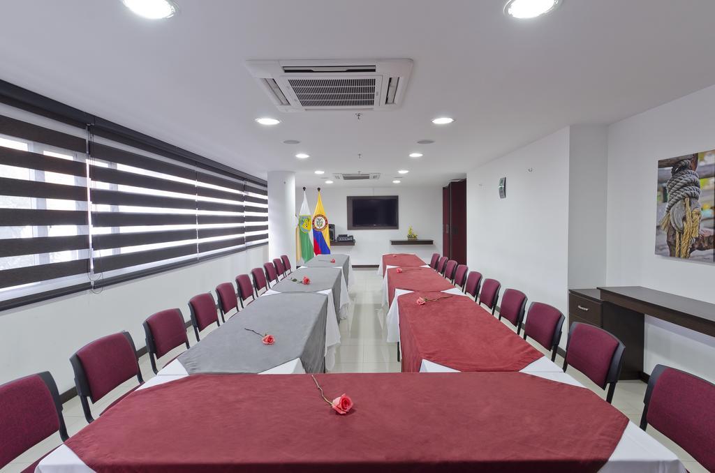 Hotel Golden Palermo Μεντεγίν Εξωτερικό φωτογραφία