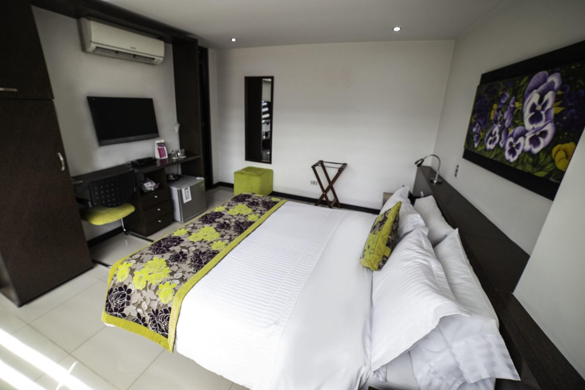 Hotel Golden Palermo Μεντεγίν Εξωτερικό φωτογραφία
