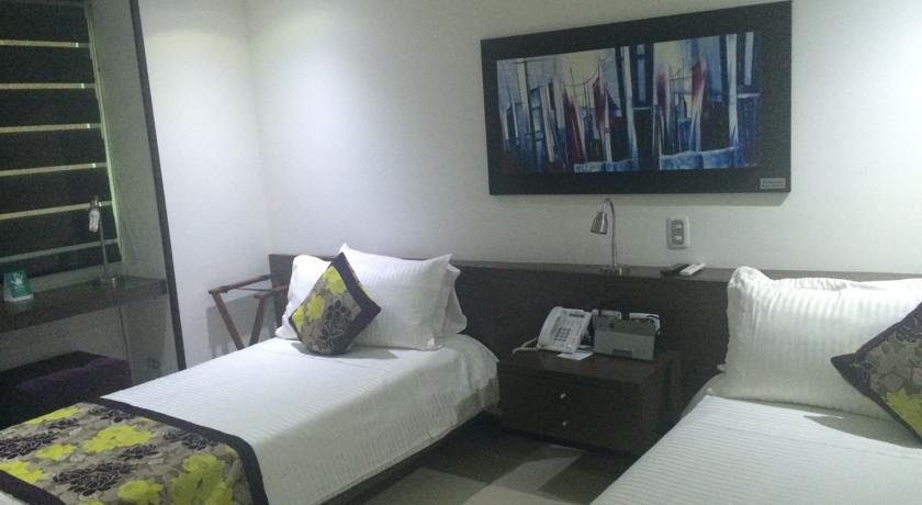 Hotel Golden Palermo Μεντεγίν Εξωτερικό φωτογραφία