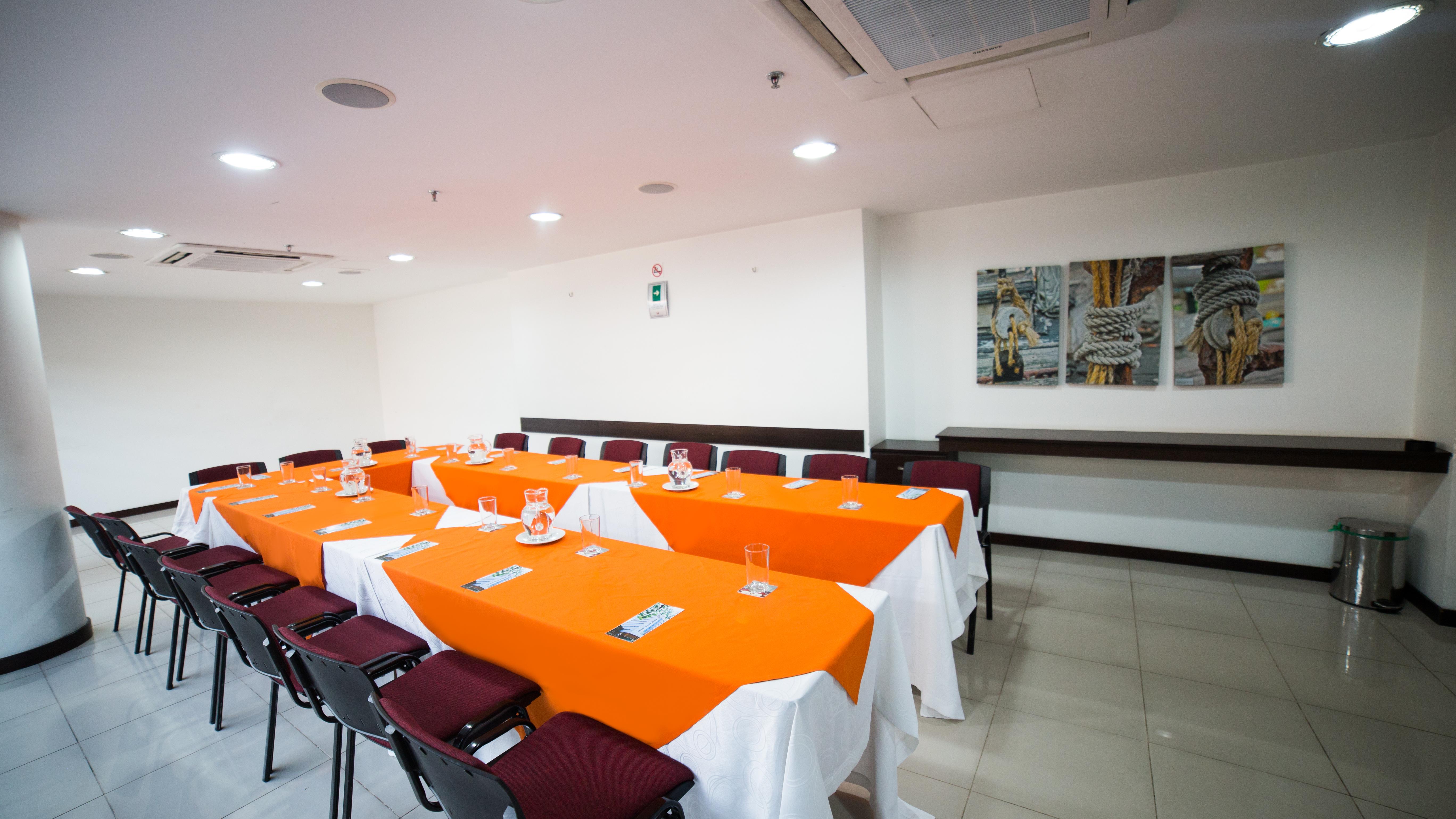 Hotel Golden Palermo Μεντεγίν Εξωτερικό φωτογραφία
