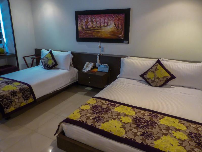 Hotel Golden Palermo Μεντεγίν Εξωτερικό φωτογραφία